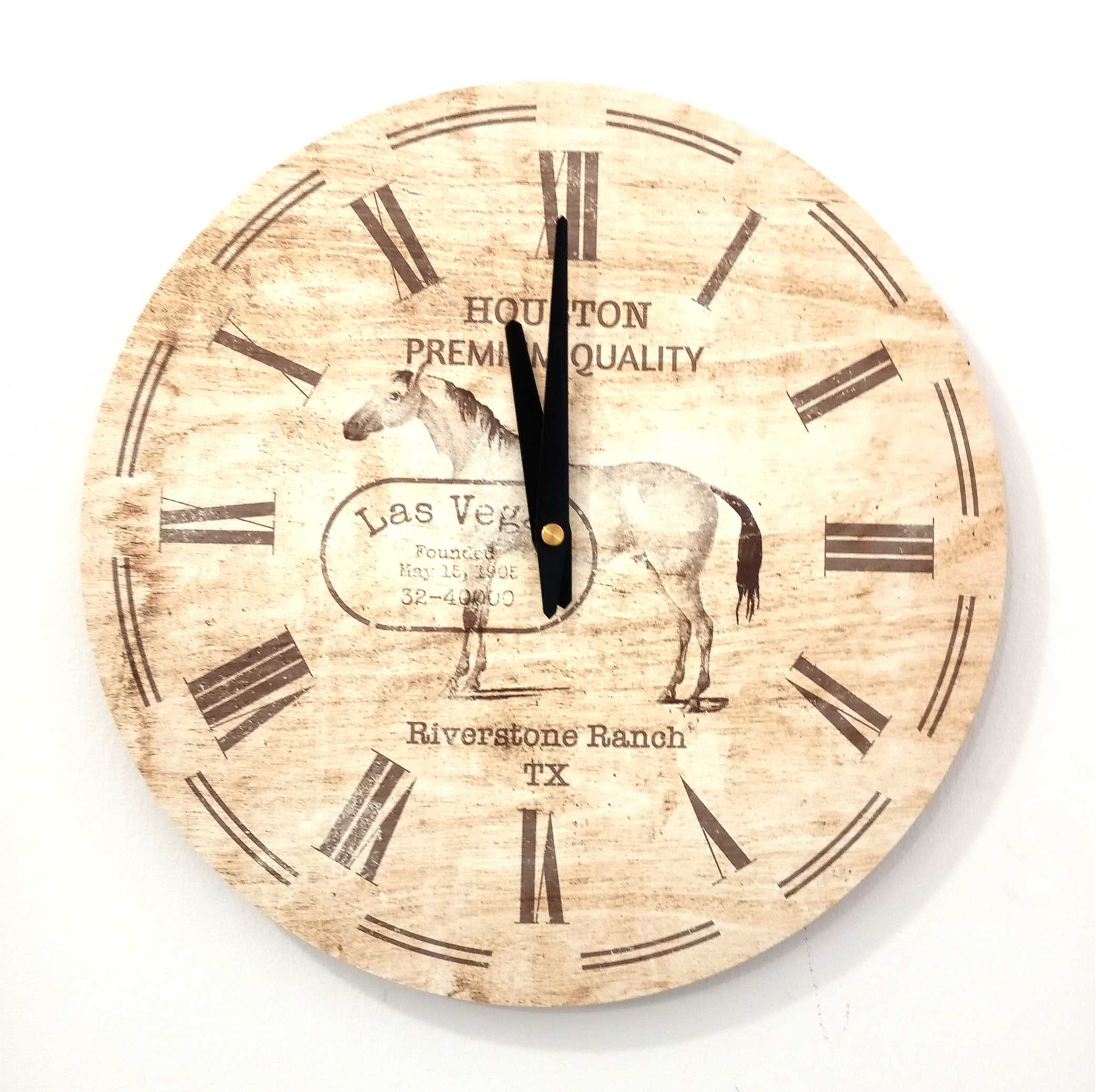 106_1a Light Wall Clock Horse 30 cm - Image 1