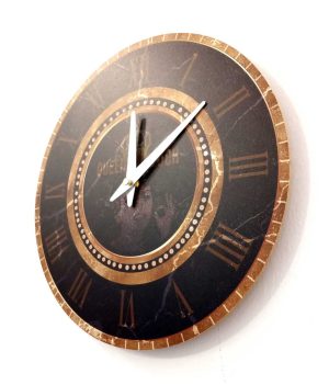 Gold Wall Clock Queen 30 cm