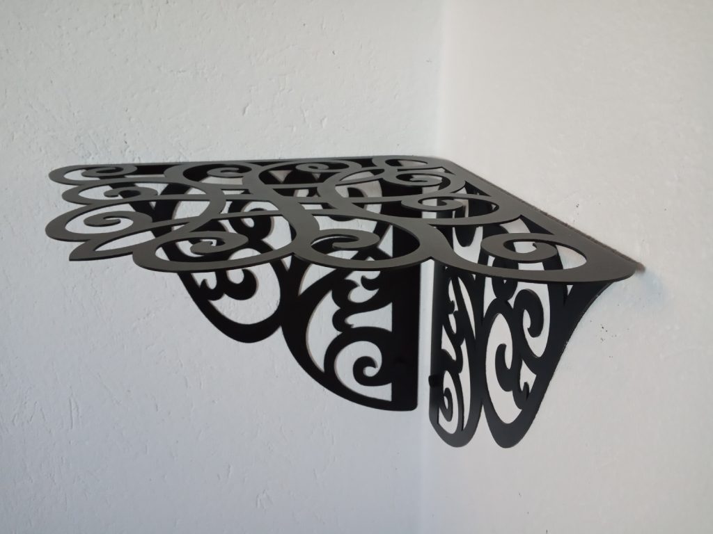 Openwork Metal Corner Shelf 37 cm - Image 3