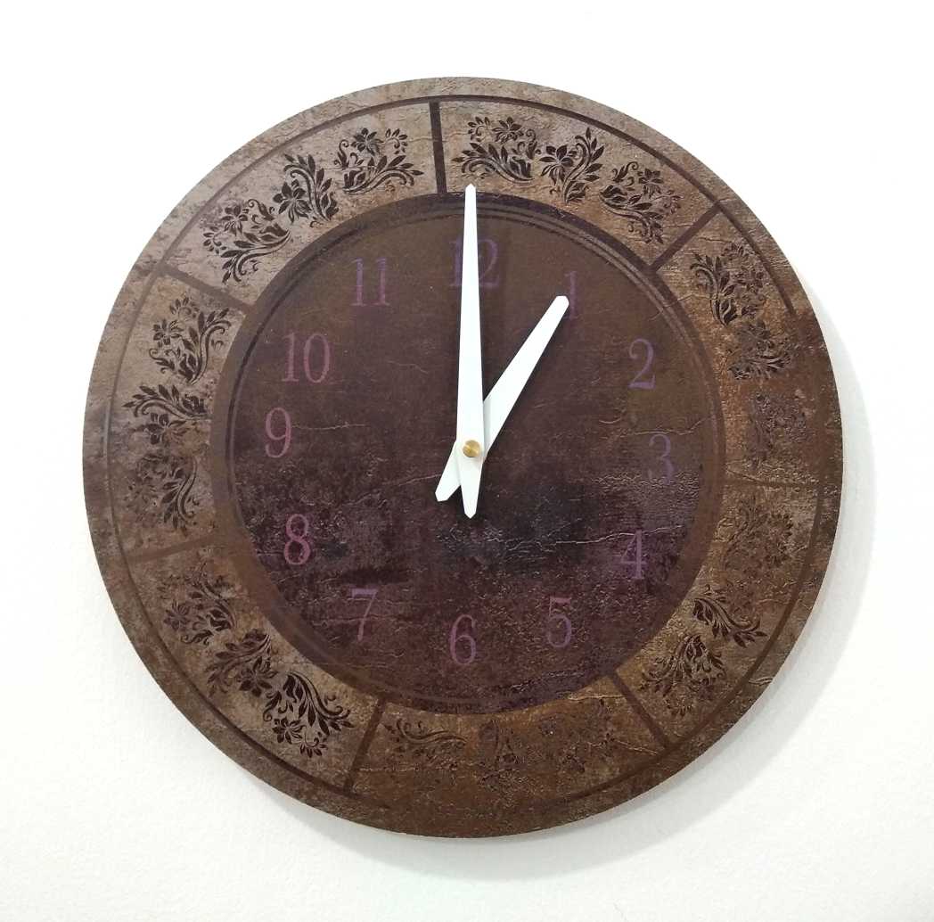 78 Hanging Wall Clock Old Fashioned 30 cm - Image 1