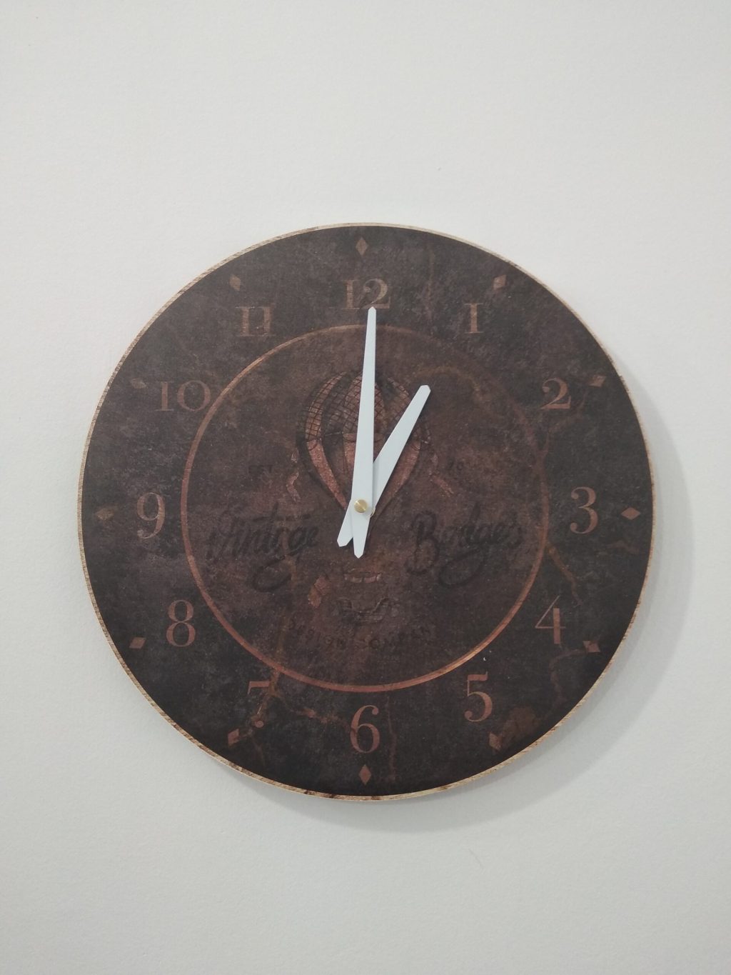 Dark Wall Clock Vintage 30 cm - Image 4