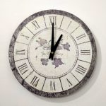 Light Wall Clock Violets 30 cm