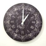 Hanging Clock Lace 30 cm