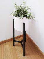 Plant Pot Stand Loft Tripod M - Image 3