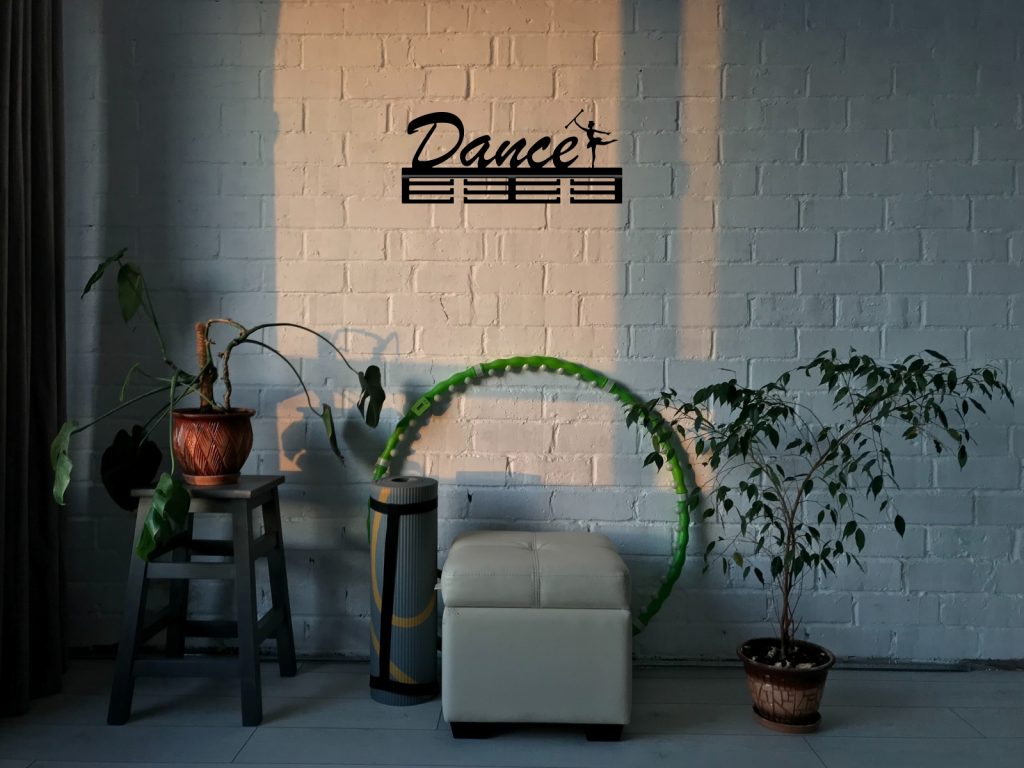 Medal Hanger Dance II 40 cm - Image 4