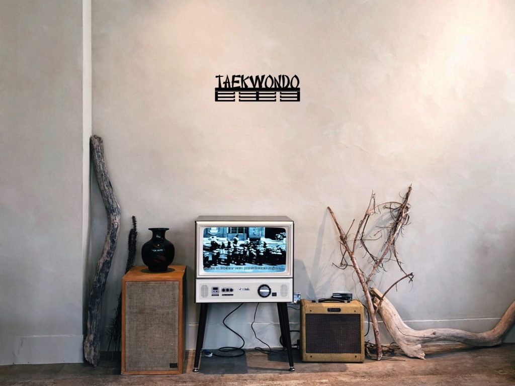 Medal Hanger Taekwondoo 40 cm - Image 3