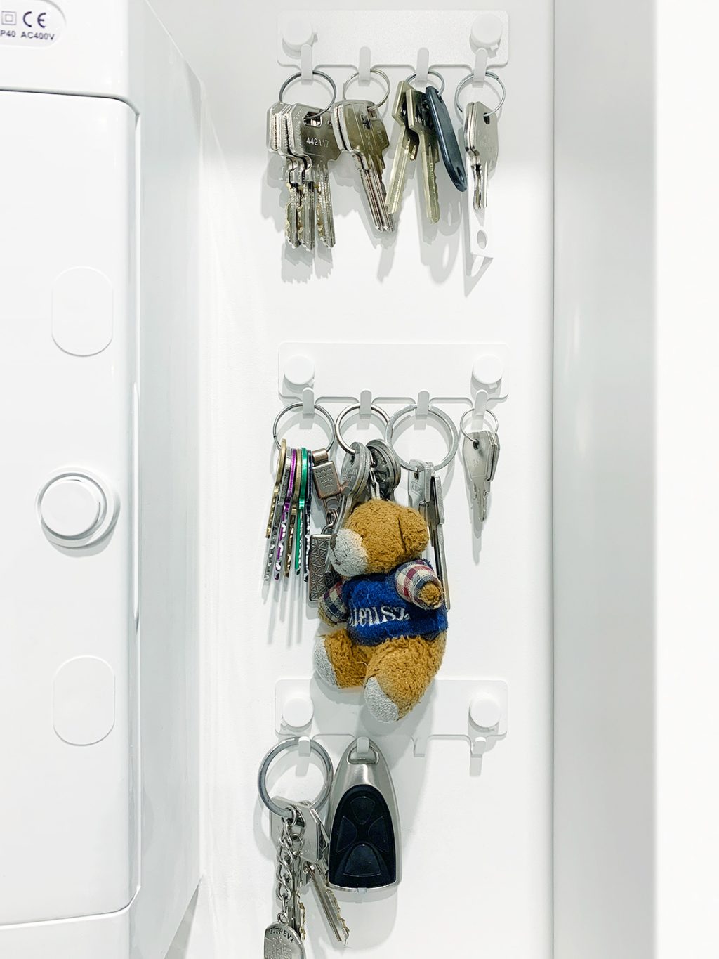 Wieszak ścienny metalowy na klucze 10 cm - Image 3