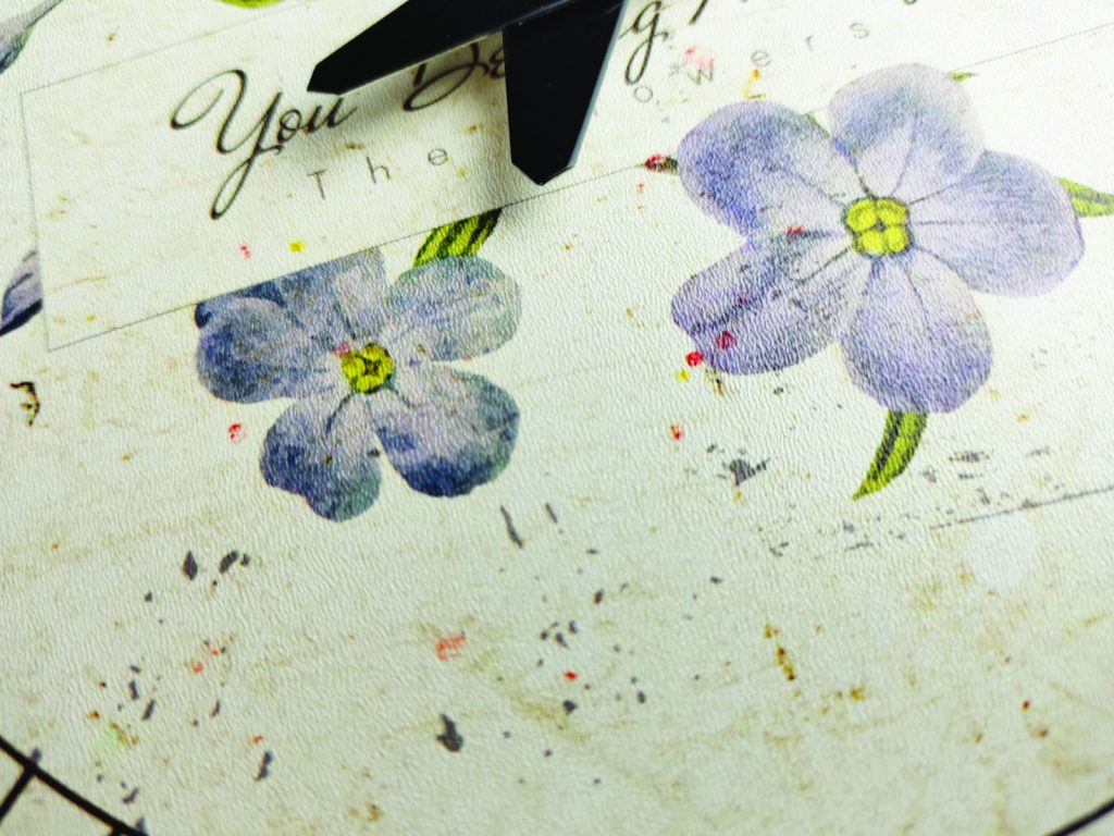 Large Wall Clock Violets 80 cm - Image 3