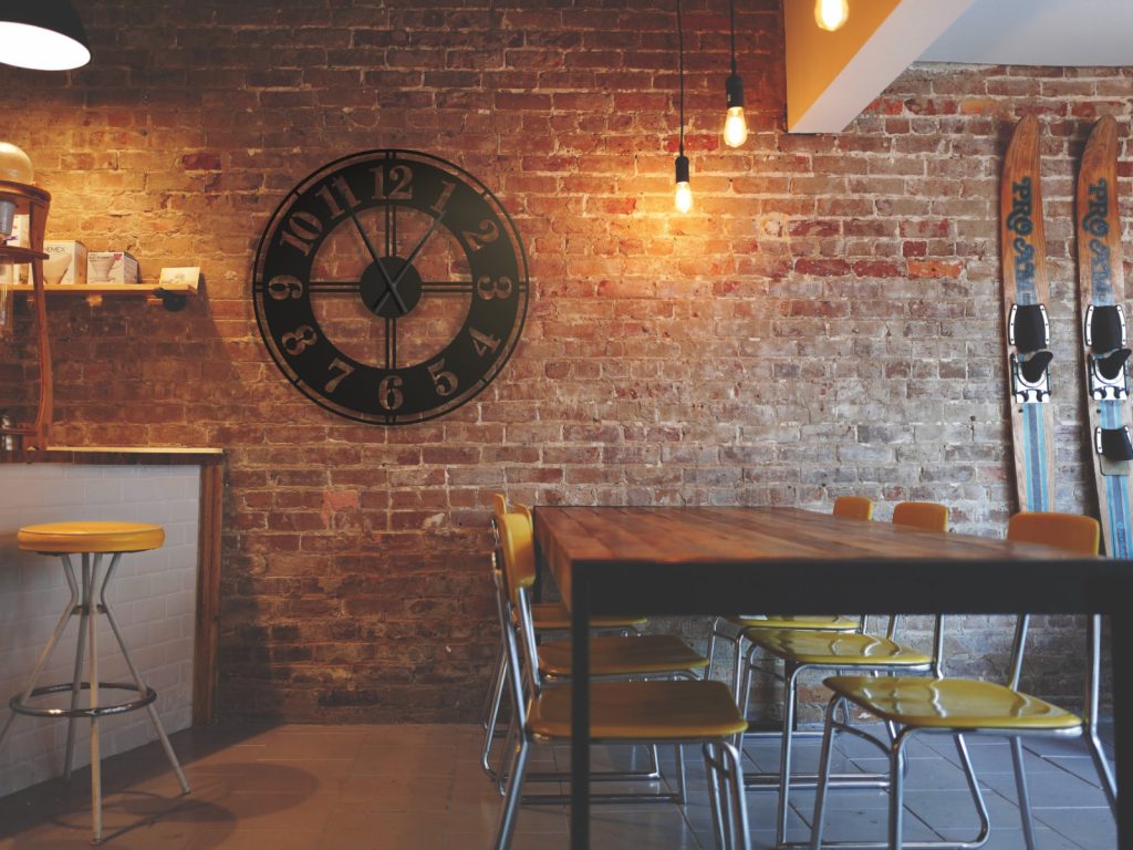 Metal Wall Clock Classic II 70 cm - Image 2